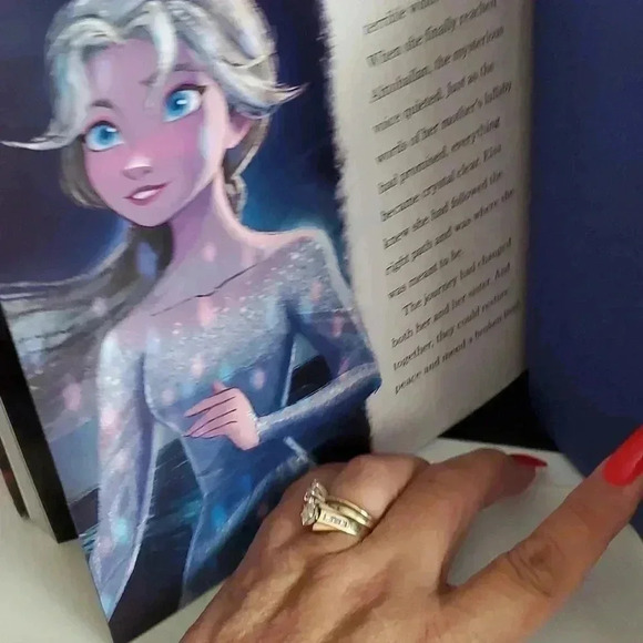 Frozen Storybook Collection book - Picture 5 of 10